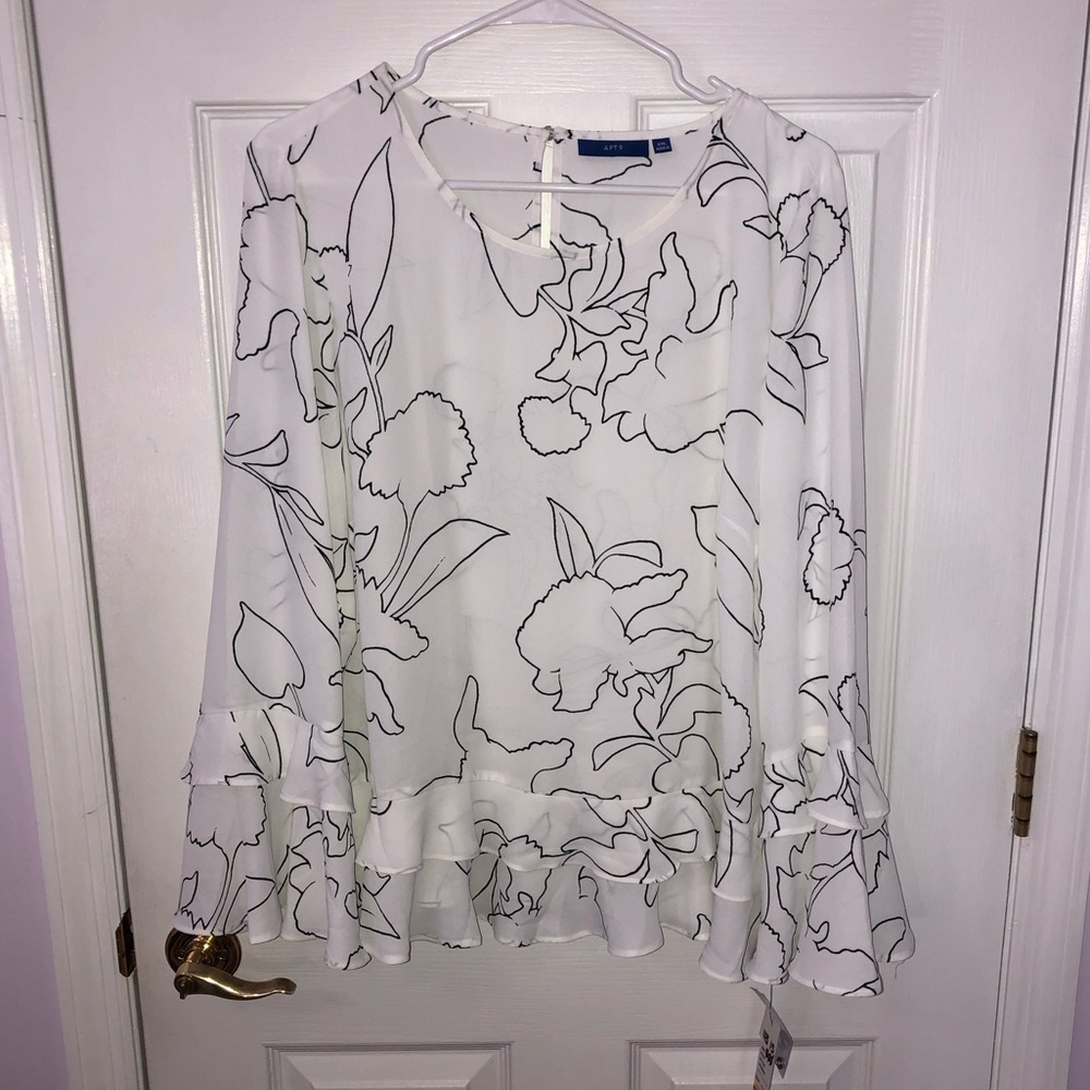 ✨White Floral Blouse XXL✨